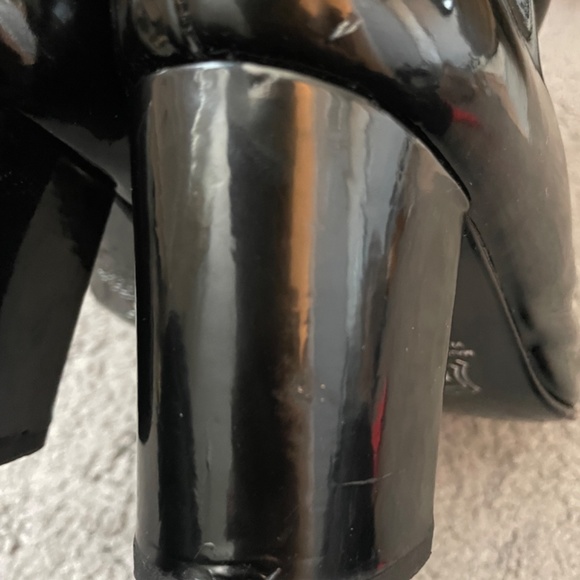 VINTAGE J&ANS DOLCE &GABBANA BlackPatent Leather Boots from 90’s - Picture 6 of 14